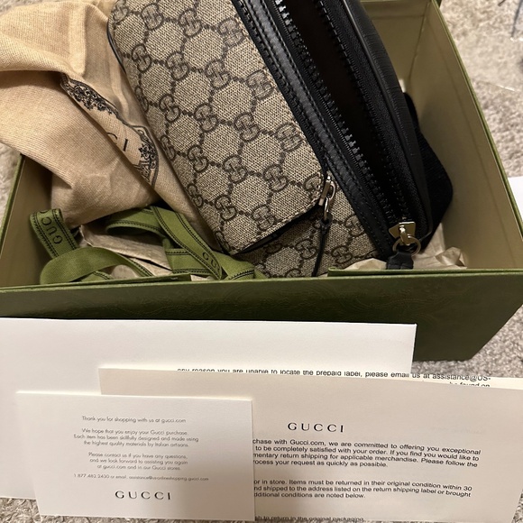 Authentic Gucci belt bag - Picture 5 of 5